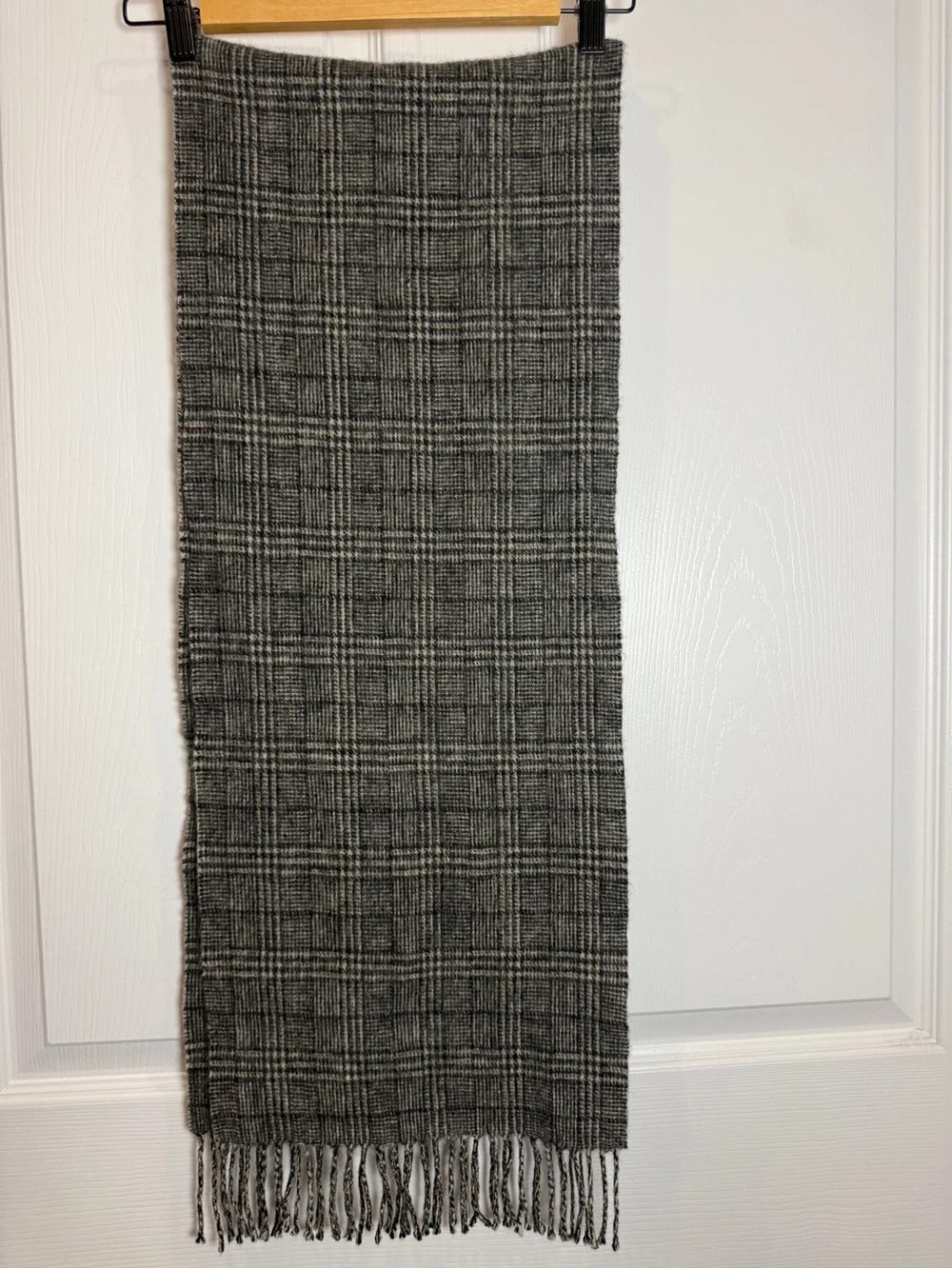 Men’s Black and Cream Glen Plaid Wool Scarf